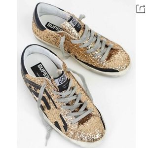 GOLDEN GOOSE SUPERSTAR GLITTERED PANEL SNEAKERS IN METALLIC (LIMITED EDITION)